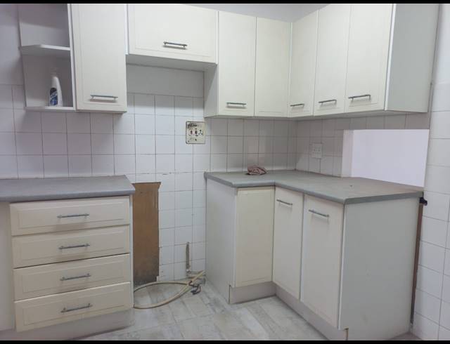 2.5 BEDROOM DUPLEX TO LET IN SOUTH BEACH